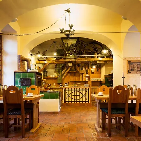 Szálloda Selsky Dvur - Bohemian Village Courtyard 4*