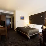 Selsky Dvur - Bohemian Village Courtyard 4*