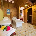 Selsky Dvur - Bohemian Village Courtyard Hotel 4*