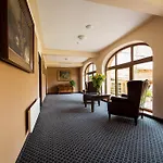 Selsky Dvur - Bohemian Village Courtyard Hotel