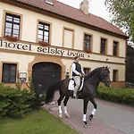 Hotel Selsky Dvur - Bohemian Village Courtyard Praga