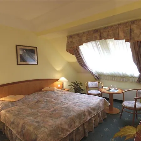 Hotel Selsky Dvur - Bohemian Village Courtyard 4*