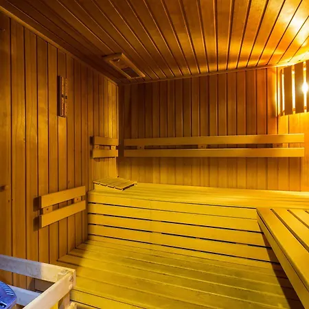 Hotel Selsky Dvur - Bohemian Village Courtyard 4*