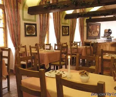 Selsky Dvur - Bohemian Village Courtyard Otel 4*