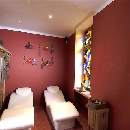 Hotel Selsky Dvur - Bohemian Village Courtyard 4*