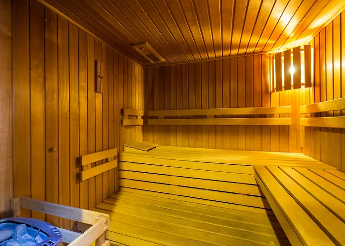 Selsky Dvur - Bohemian Village Courtyard