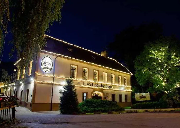 Selsky Dvur - Bohemian Village Courtyard Szálloda 4*