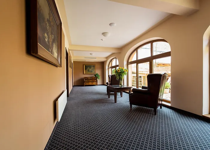 Selsky Dvur - Bohemian Village Courtyard Hotell