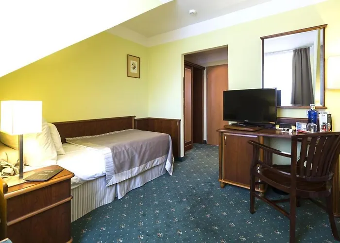 Selsky Dvur - Bohemian Village Courtyard 4*